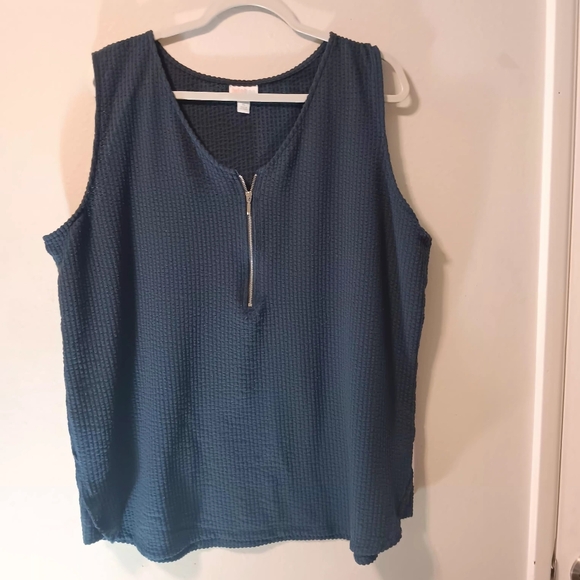 Women's Navy Zip-Front Sleeveless Top - Picture 5 of 11